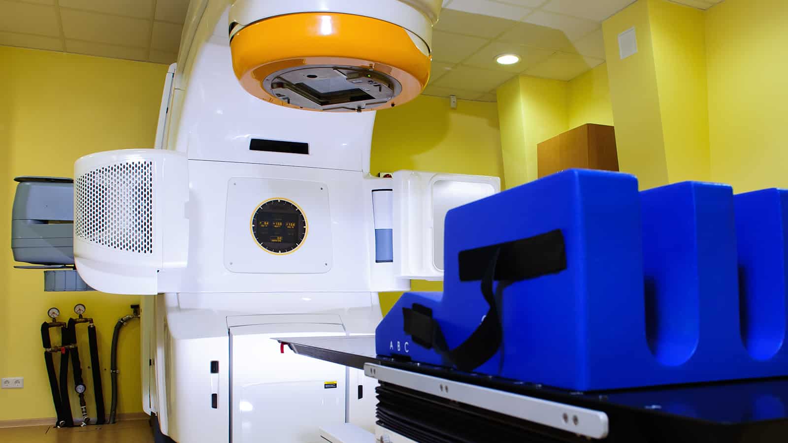 radiologyoncologyprotontherapyequipmentmanufacturingfeatured