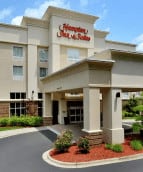 Exterior of Hampton Inn & Suites