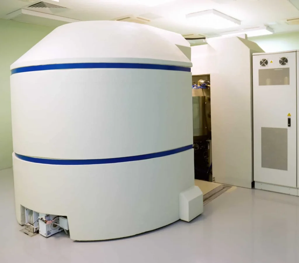 Nuclear medicine machine