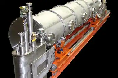 Superconducting Accelerator Vessel